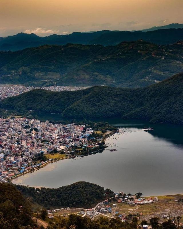Lake View Lodge Sarangkot بوكْرا المظهر الخارجي الصورة